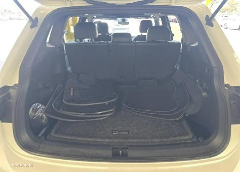 Volkswagen Tiguan AD 12