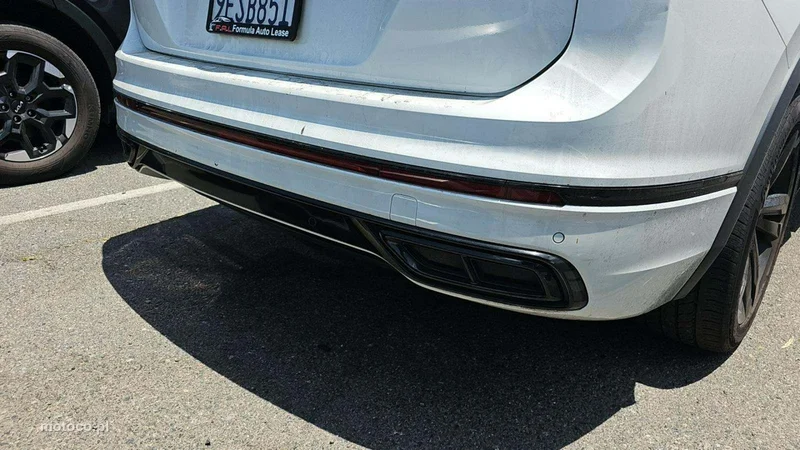 Volkswagen Tiguan AD 16