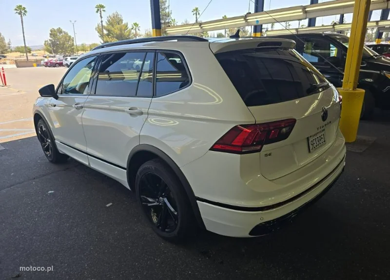 Volkswagen Tiguan AD 5