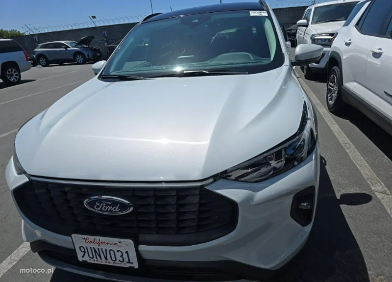 Ford Escape 2