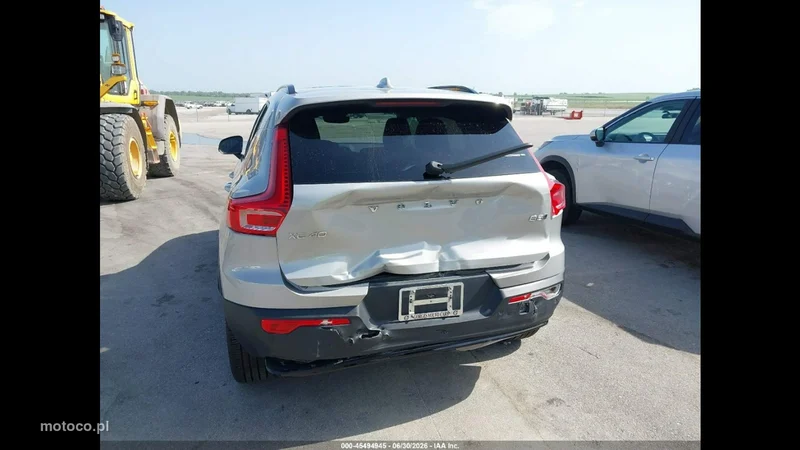 Volvo XC 40 6