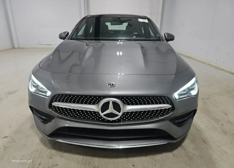 Mercedes-Benz CLA C118 250 2