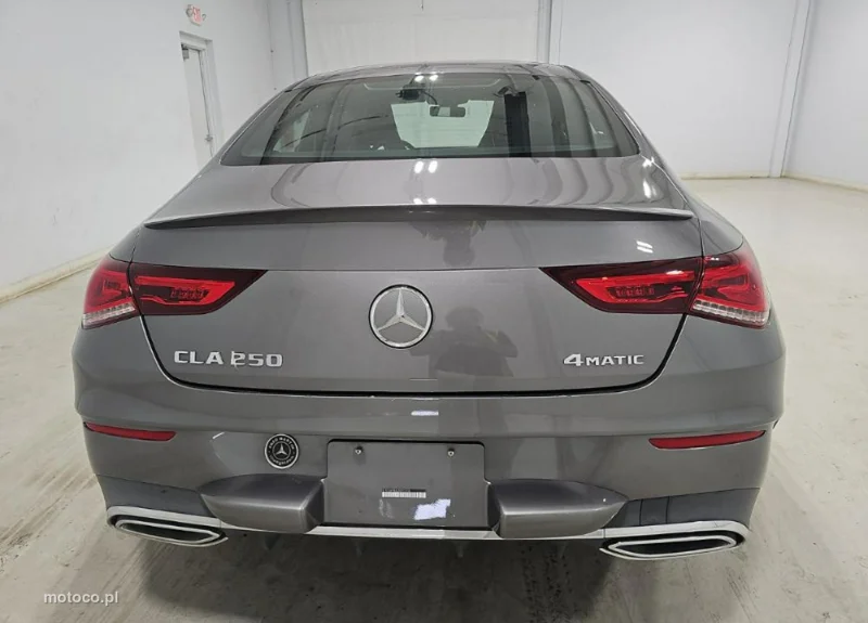Mercedes-Benz CLA C118 250 6