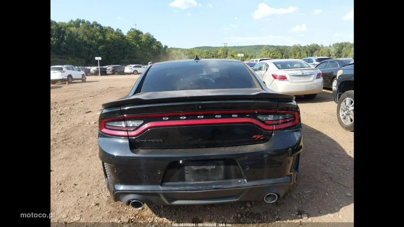 Dodge Charger 8
