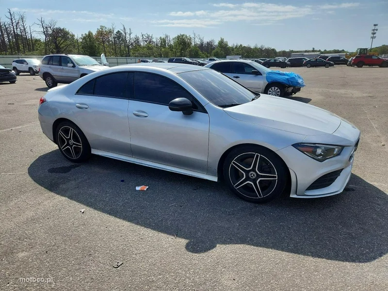 Mercedes-Benz CLA C118 250 4