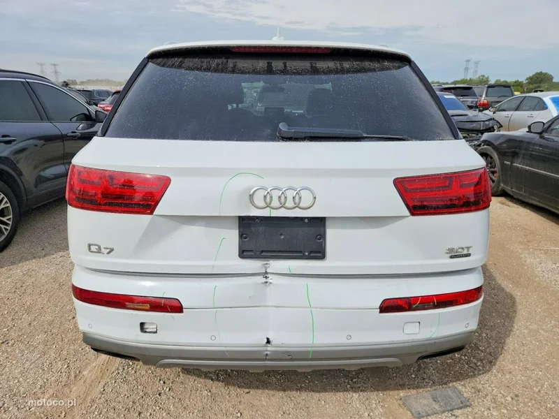 Audi Q7 4M 6