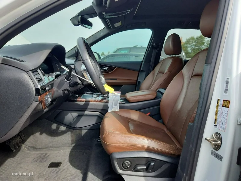 Audi Q7 4M 7