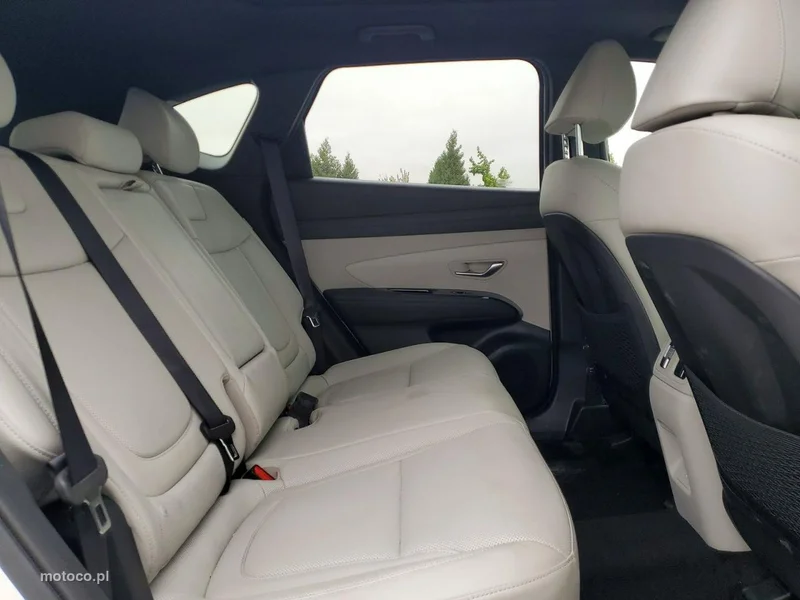 Hyundai TUCSON 11