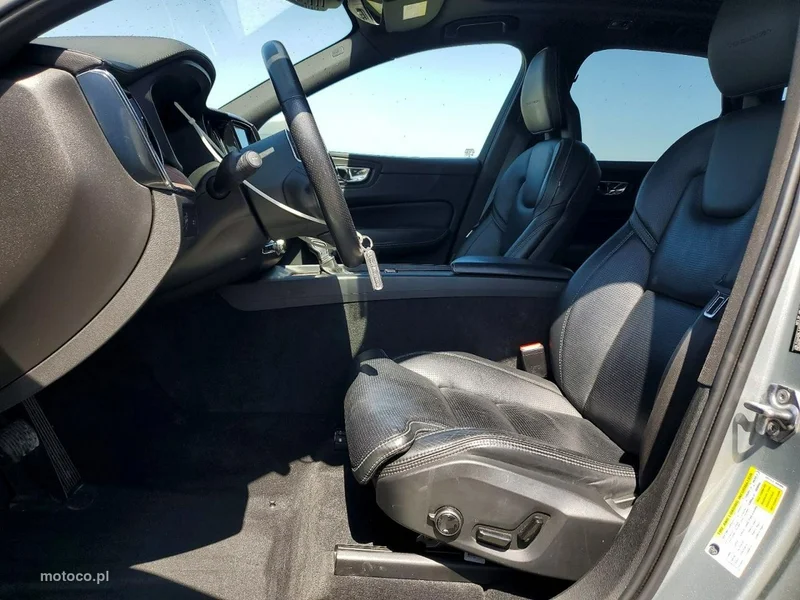 Volvo XC 60 7