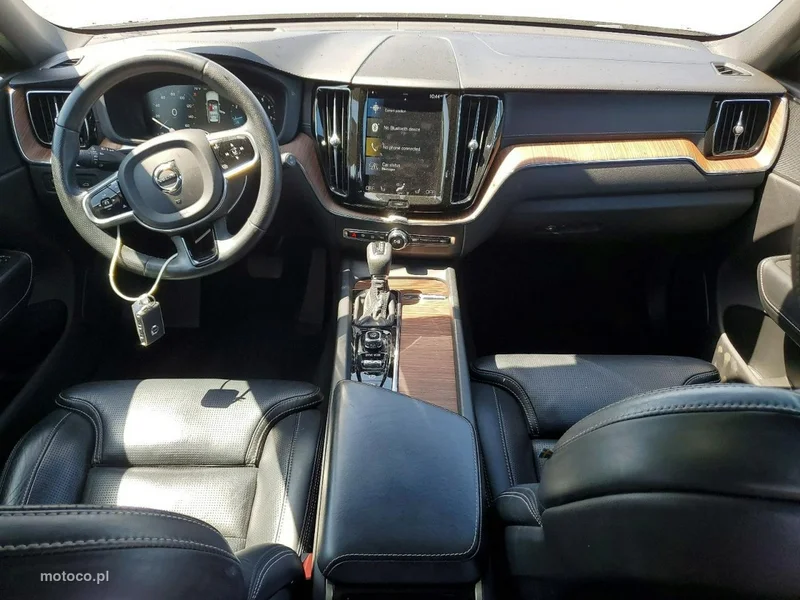 Volvo XC 60 8