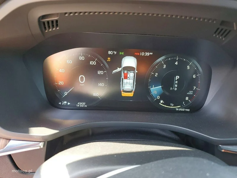 Volvo XC 60 9