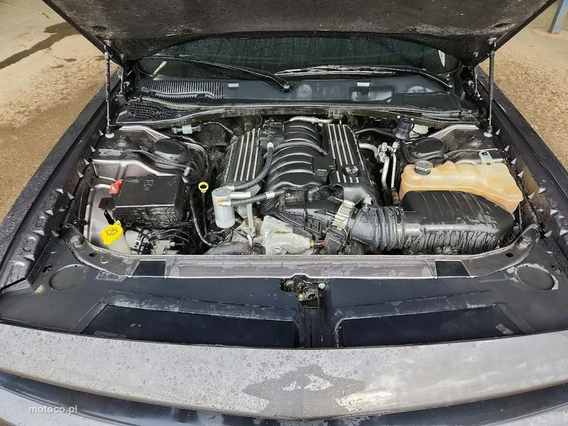 Dodge Challenger 11