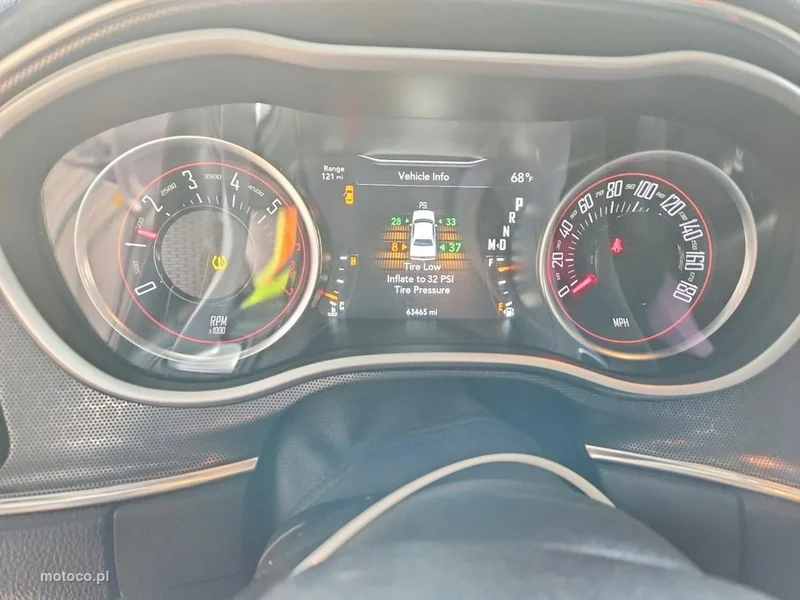 Dodge Challenger 9