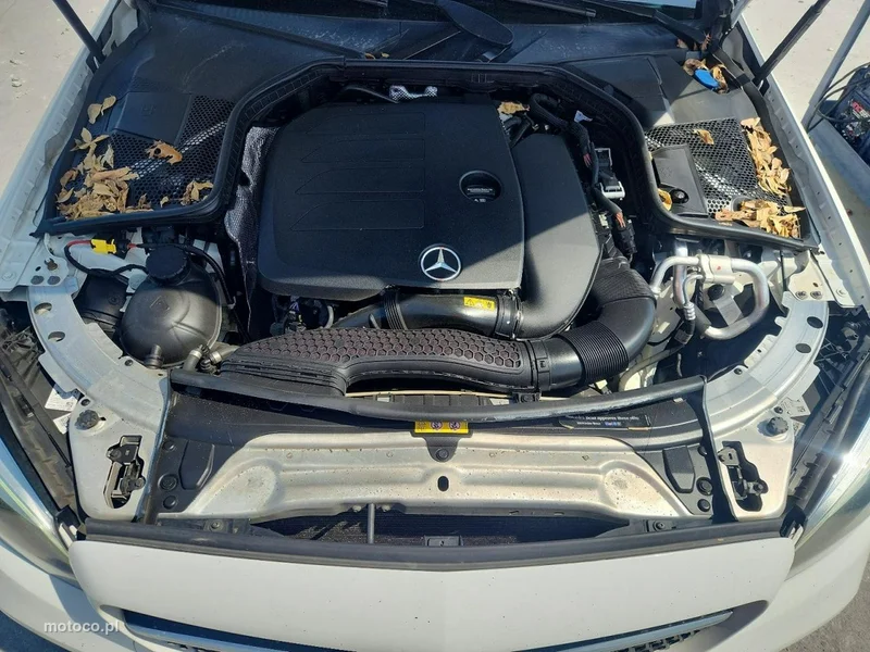 Mercedes-Benz Klasa C W205 C 300 11