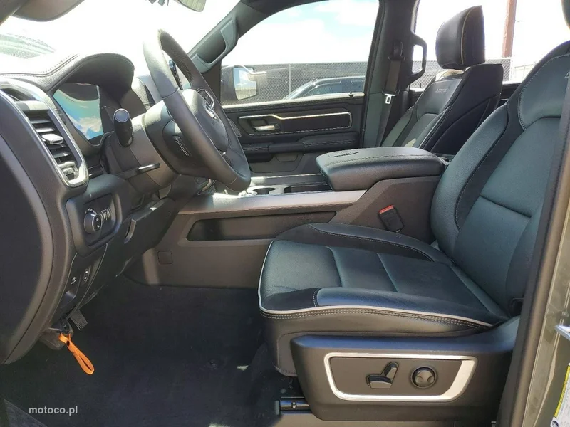 RAM 1500 7