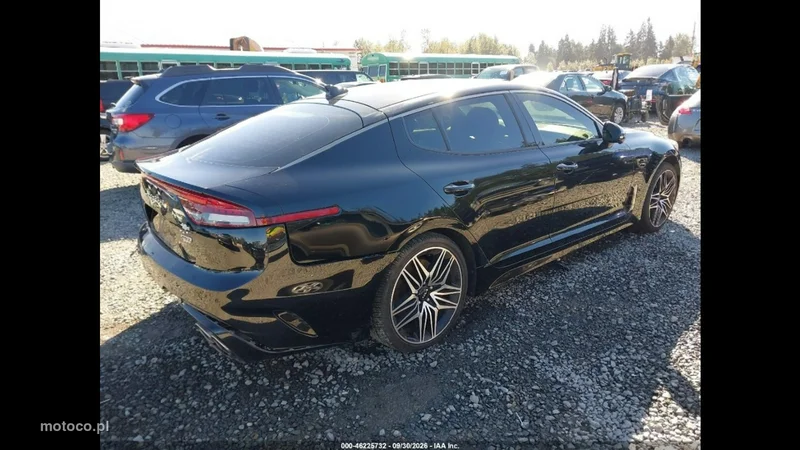 Kia Stinger 4