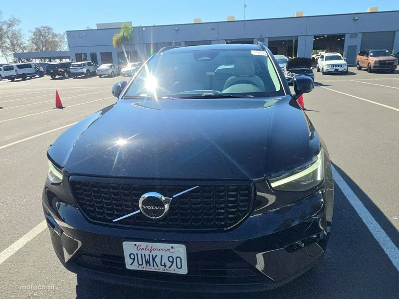 Volvo XC 40 2