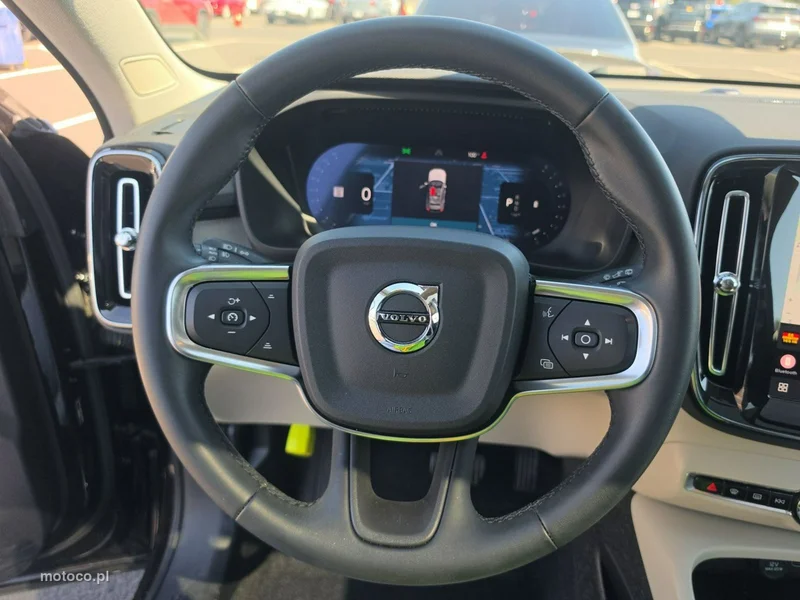 Volvo XC 40 8