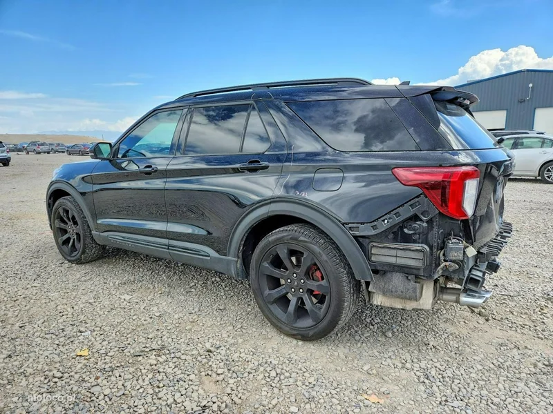 Ford Explorer 6