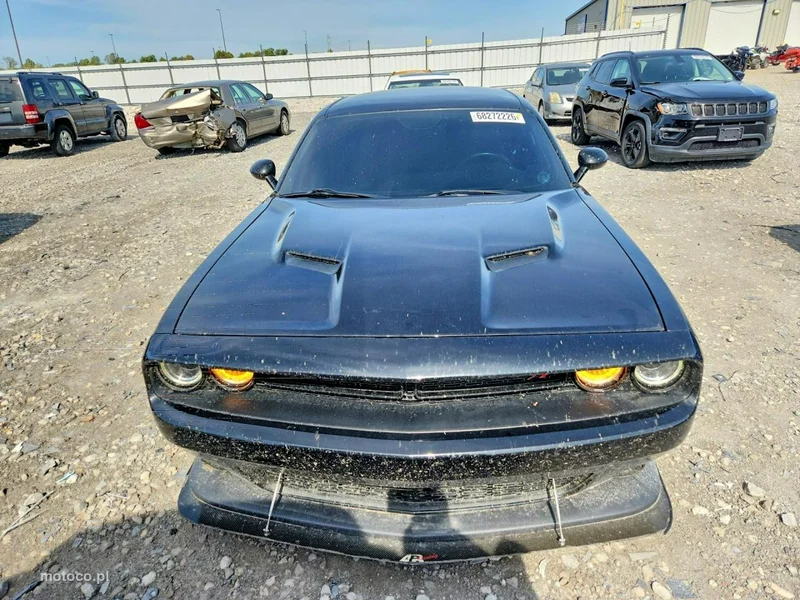 Dodge Challenger 2