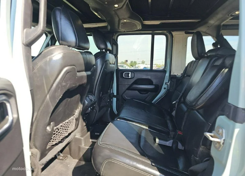 Jeep Wrangler 9