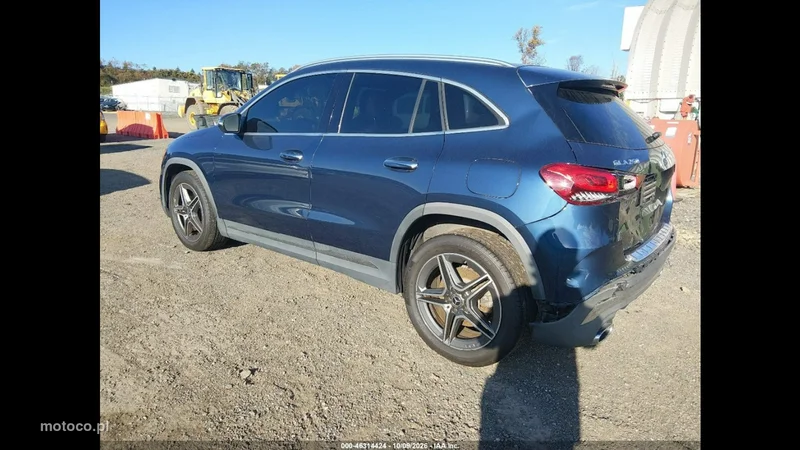 Mercedes-Benz GLA H247 250 7