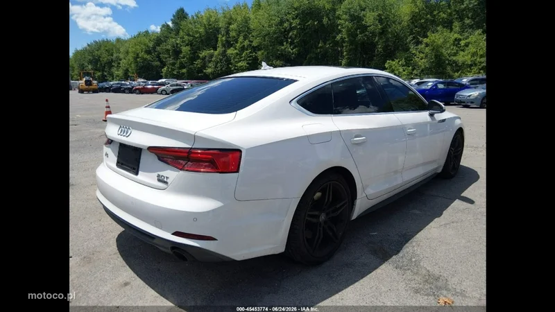 Audi A5 F5 6