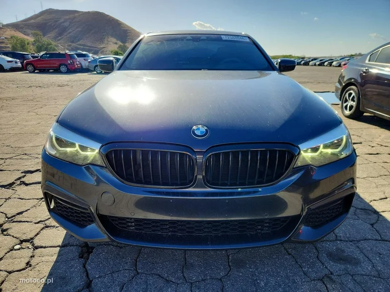 BMW Seria 5 G30 540 2