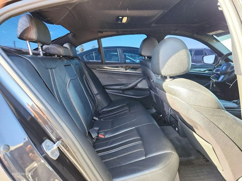BMW Seria 5 G30 540 10