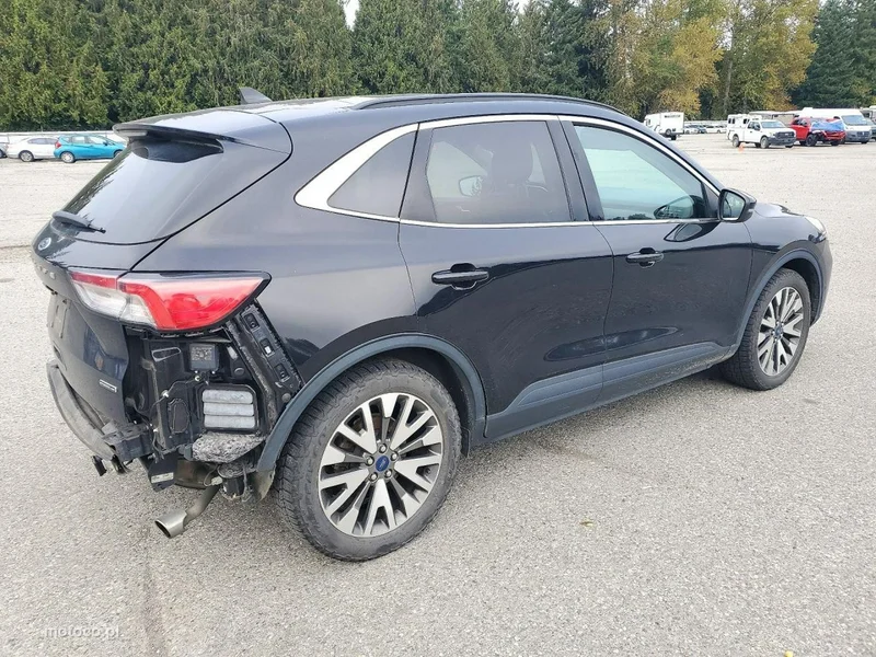 Ford Kuga III 4