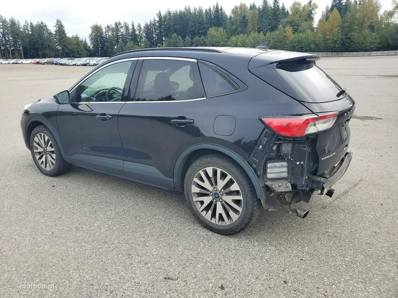 Ford Kuga III 5