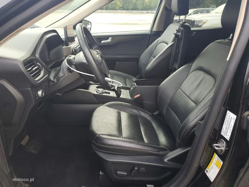 Ford Kuga III 7