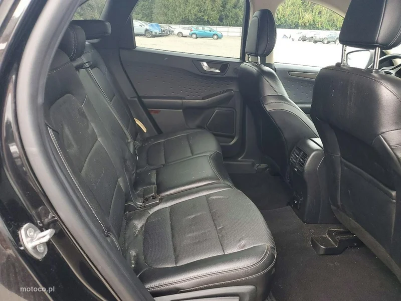 Ford Kuga III 10