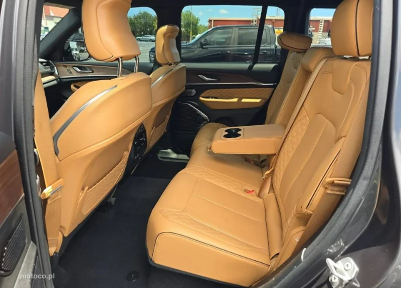 Jeep Grand Cherokee 10