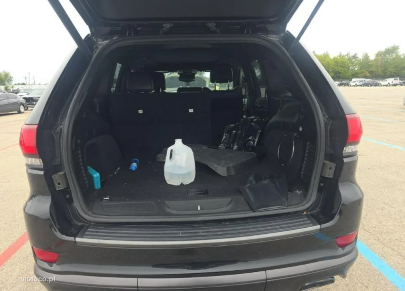 Jeep Grand Cherokee 11