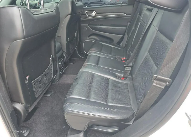 Jeep Grand Cherokee 11