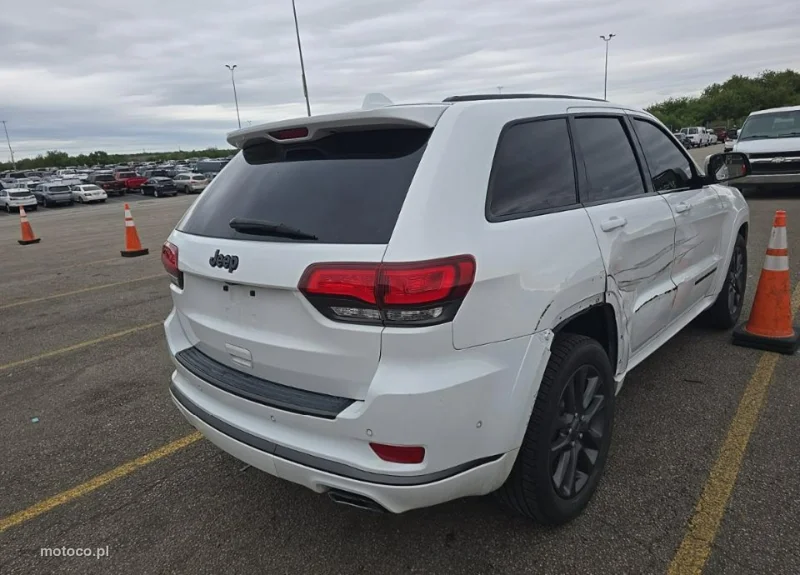 Jeep Grand Cherokee 4