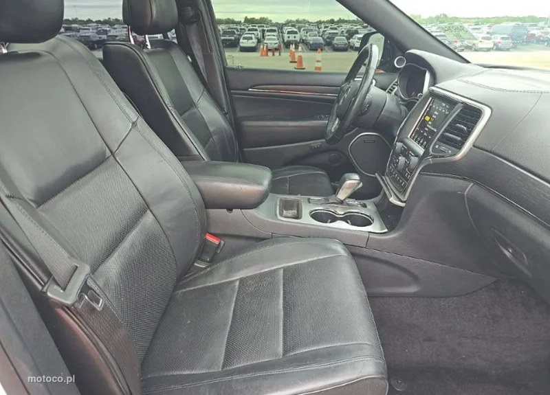 Jeep Grand Cherokee 10