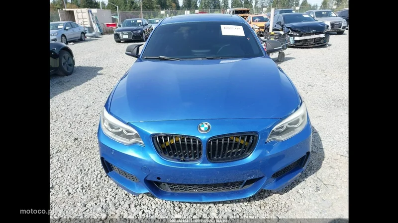 BMW 235 2
