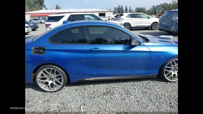 BMW 235 6