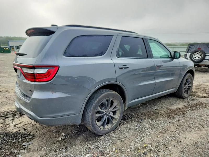 Dodge Durango 4