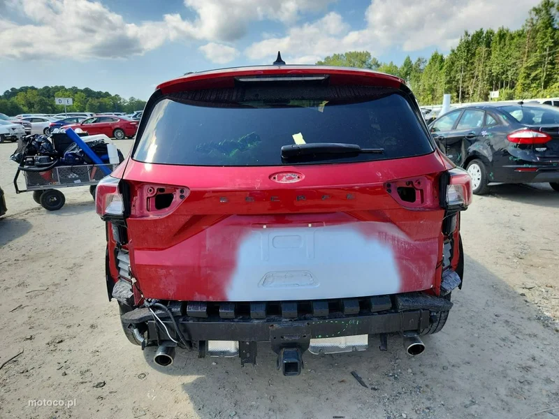 Ford Kuga III 6