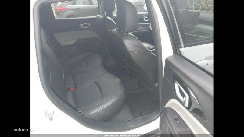 Jeep Compass 10