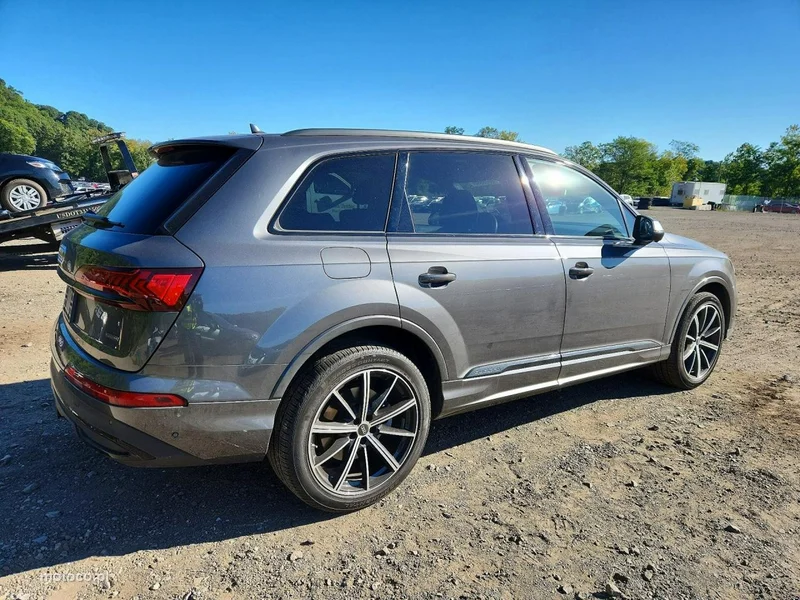 Audi Q7 4M 4