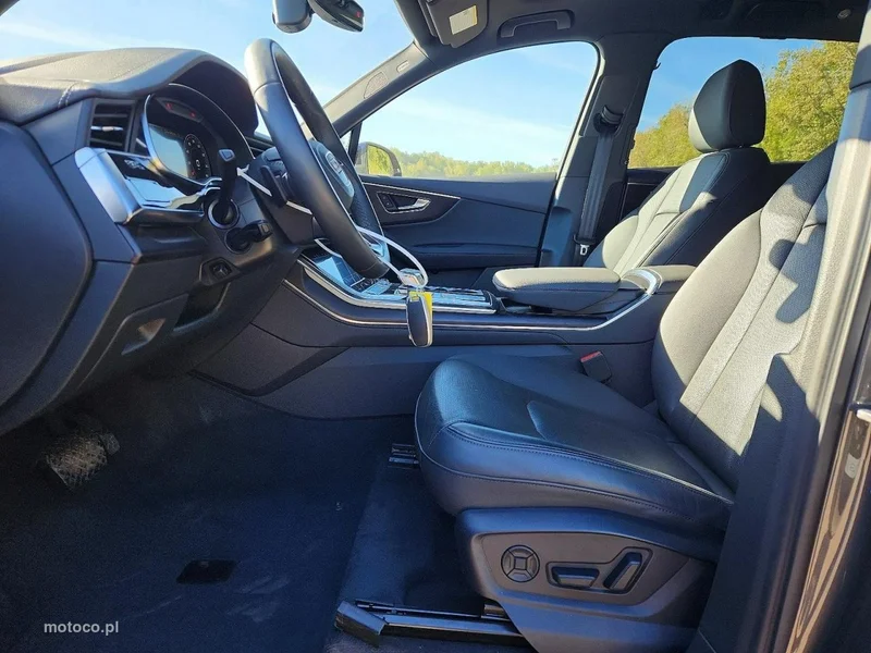 Audi Q7 4M 7