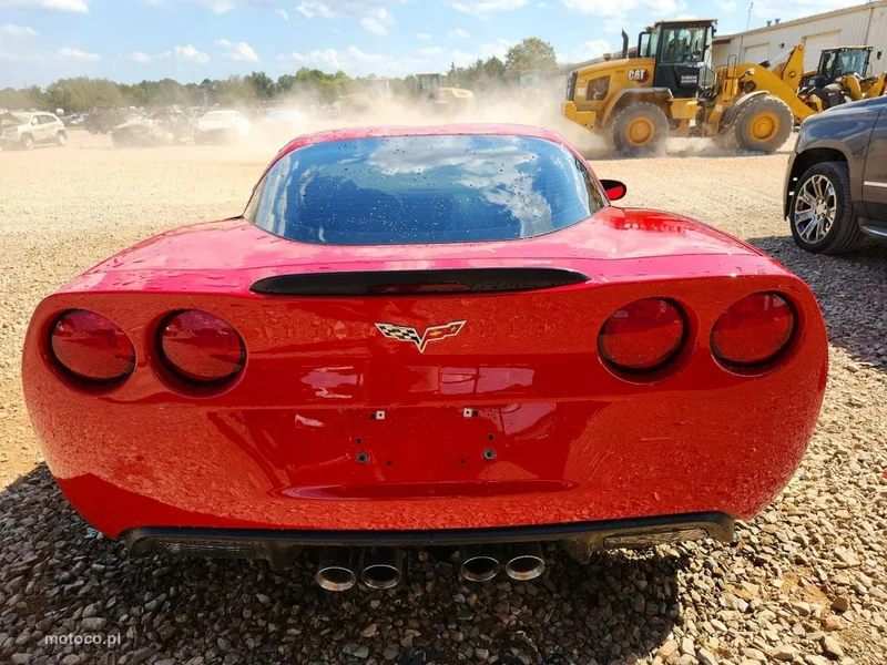 Chevrolet Corvette 6