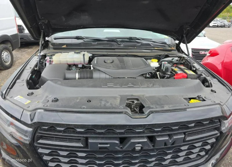 RAM 1500 12