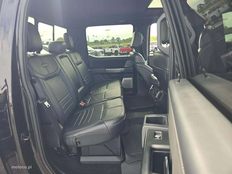 Ford F150 8