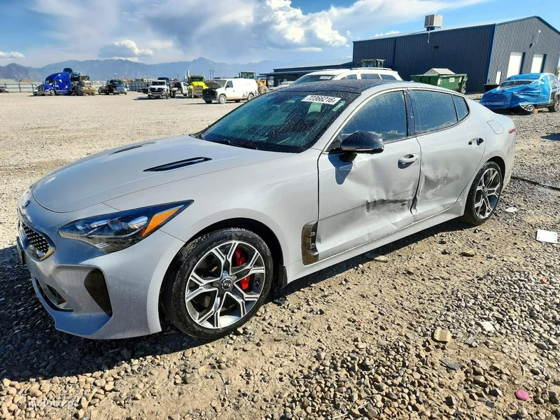 Kia Stinger 3