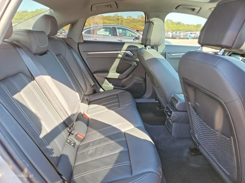 Audi A3 8Y 10